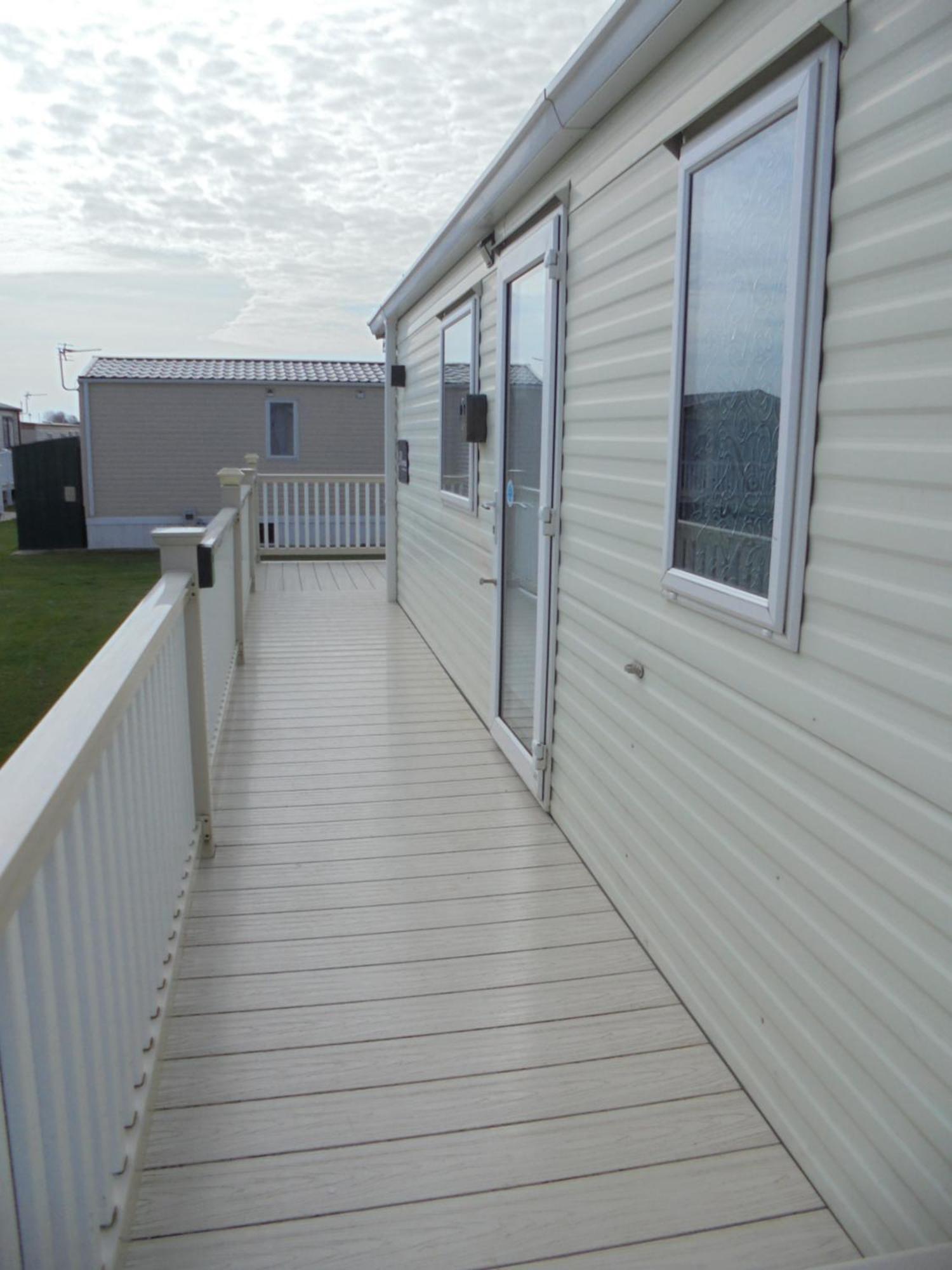 8 Berth On The Chase Hotel อินโกลด์เมลส์ ภายนอก รูปภาพ