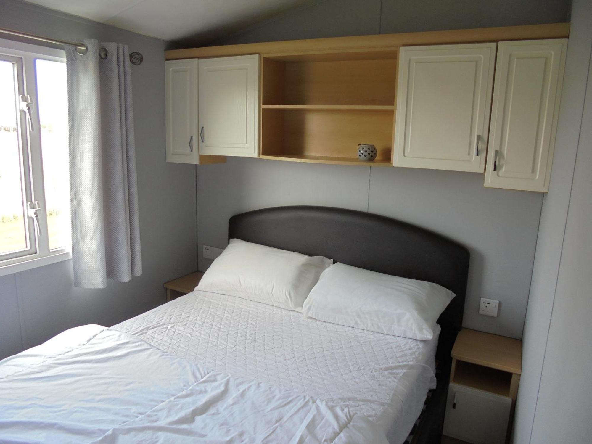 8 Berth On The Chase Hotel อินโกลด์เมลส์ ภายนอก รูปภาพ